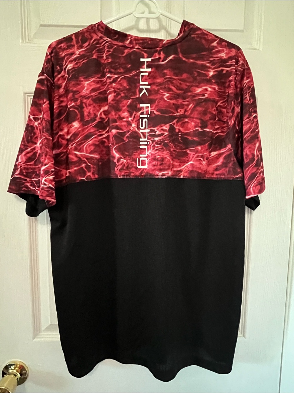 Huk Red Marbled Performance Short Sleeve Tee - Picture 3 of 5